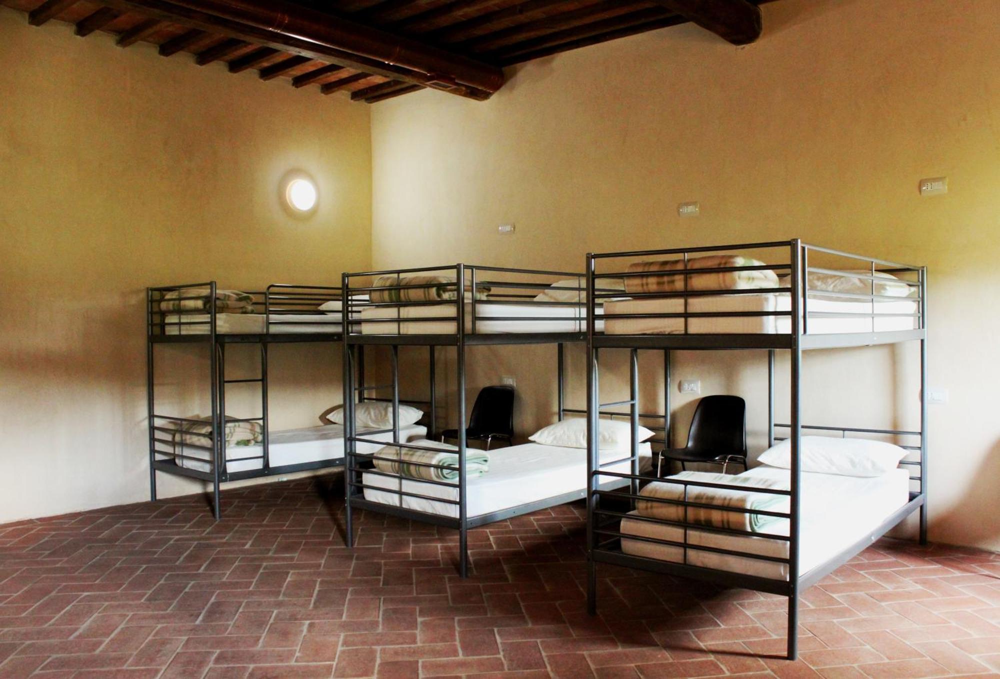 Ostello Contessa Ava Dei Lambardi Monteriggioni Buitenkant foto